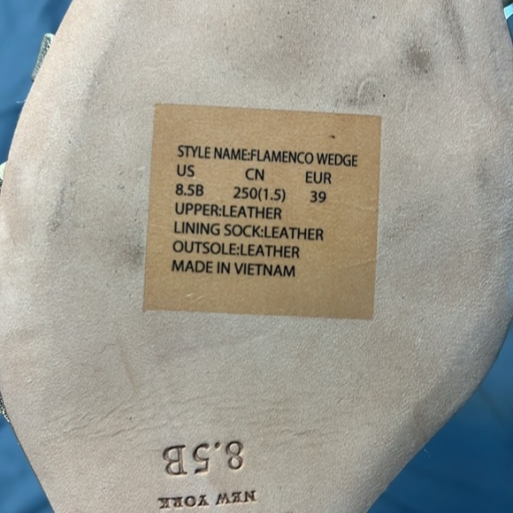 Kate spade flamenco wedge in gold size 8.5 - Picture 6 of 9